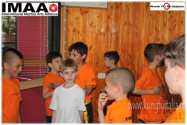 www.kungfuitalia.it accademia di kung fu academy caserta di Sifu Salvatore Mezzone scuola IMAA wing tjun chun tsun difesa personale festa bambini chi (39)